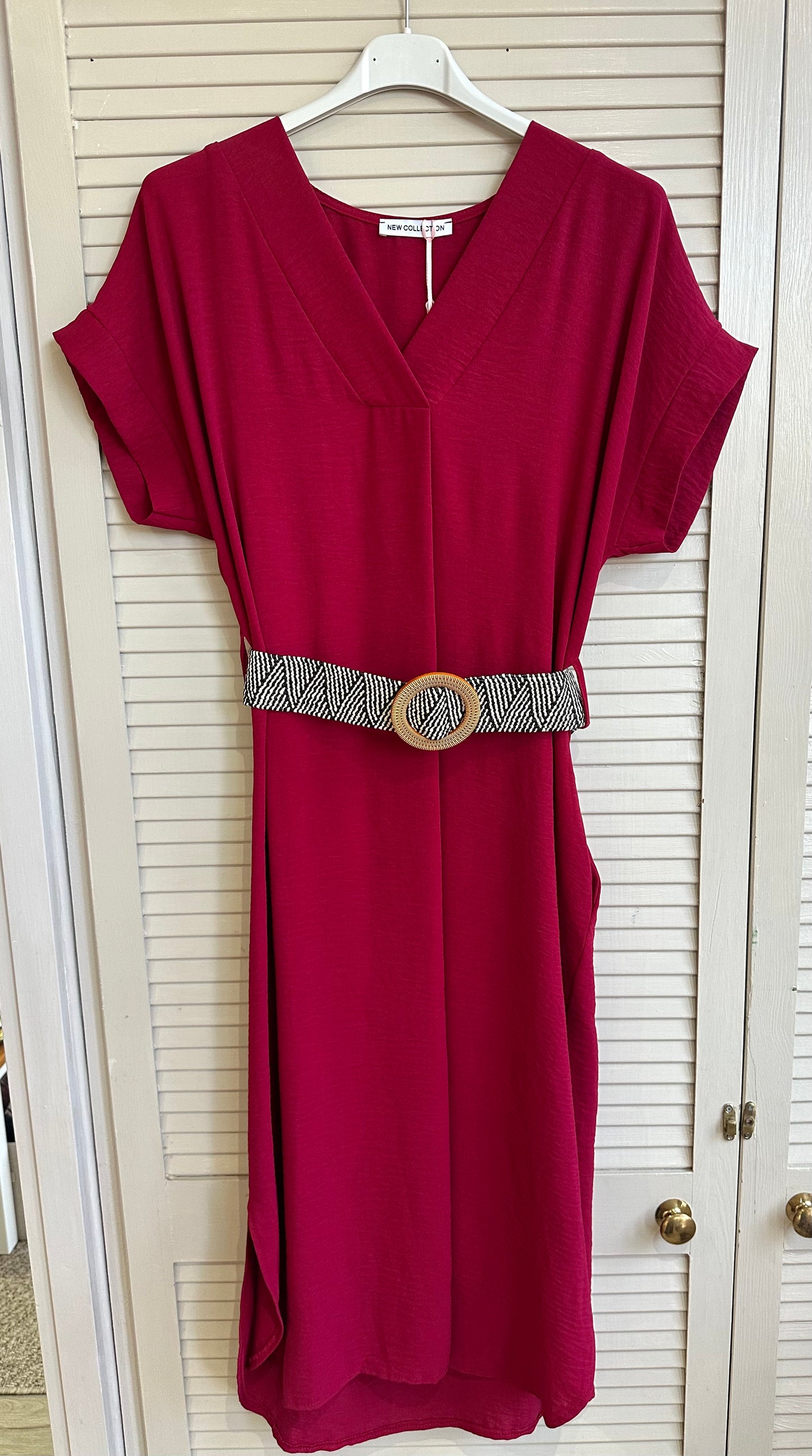 V neck curved hem midi dress with elasticated belt - Wine