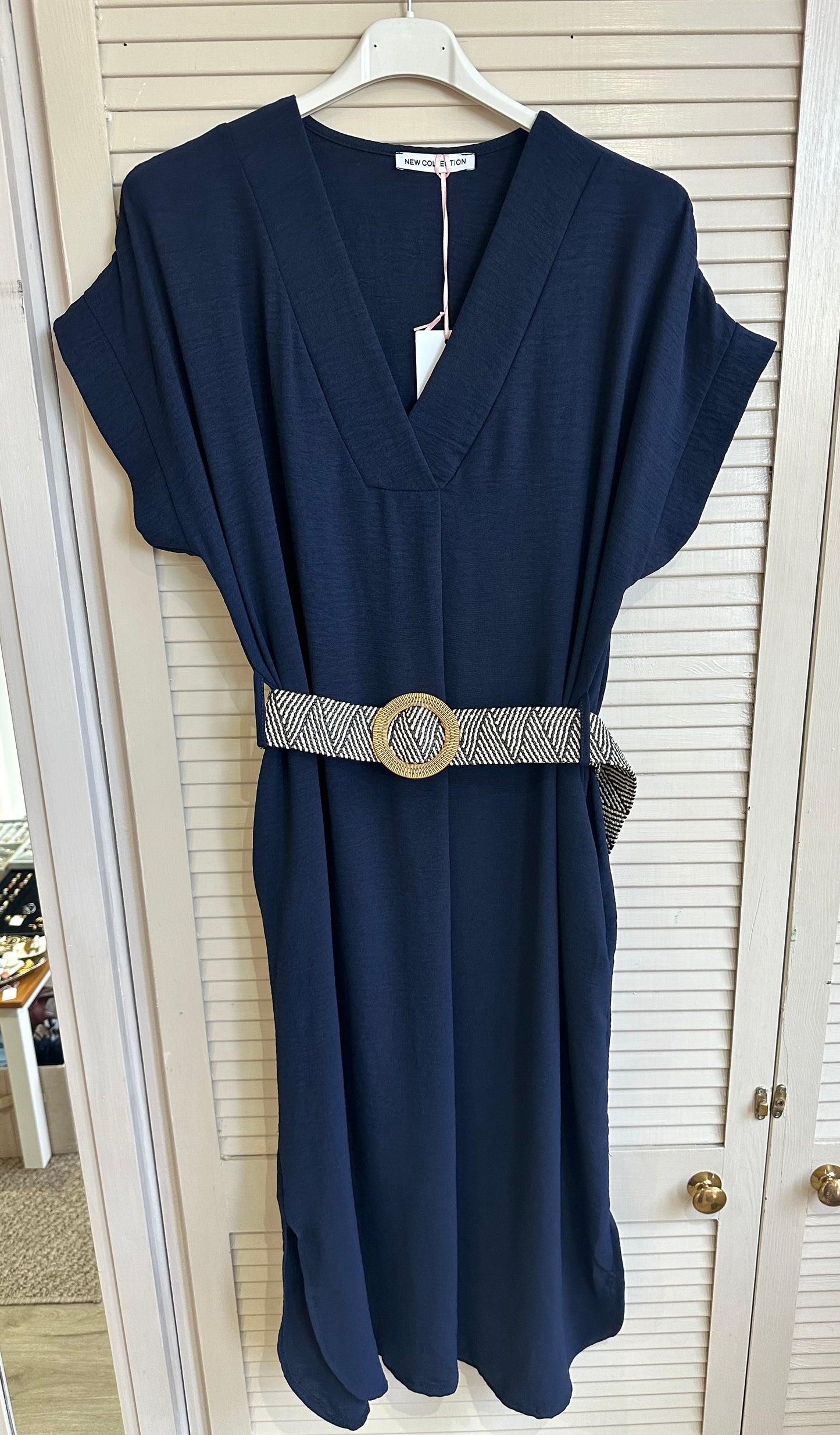 V neck curved hem midi dress with elasticated belt - Navy