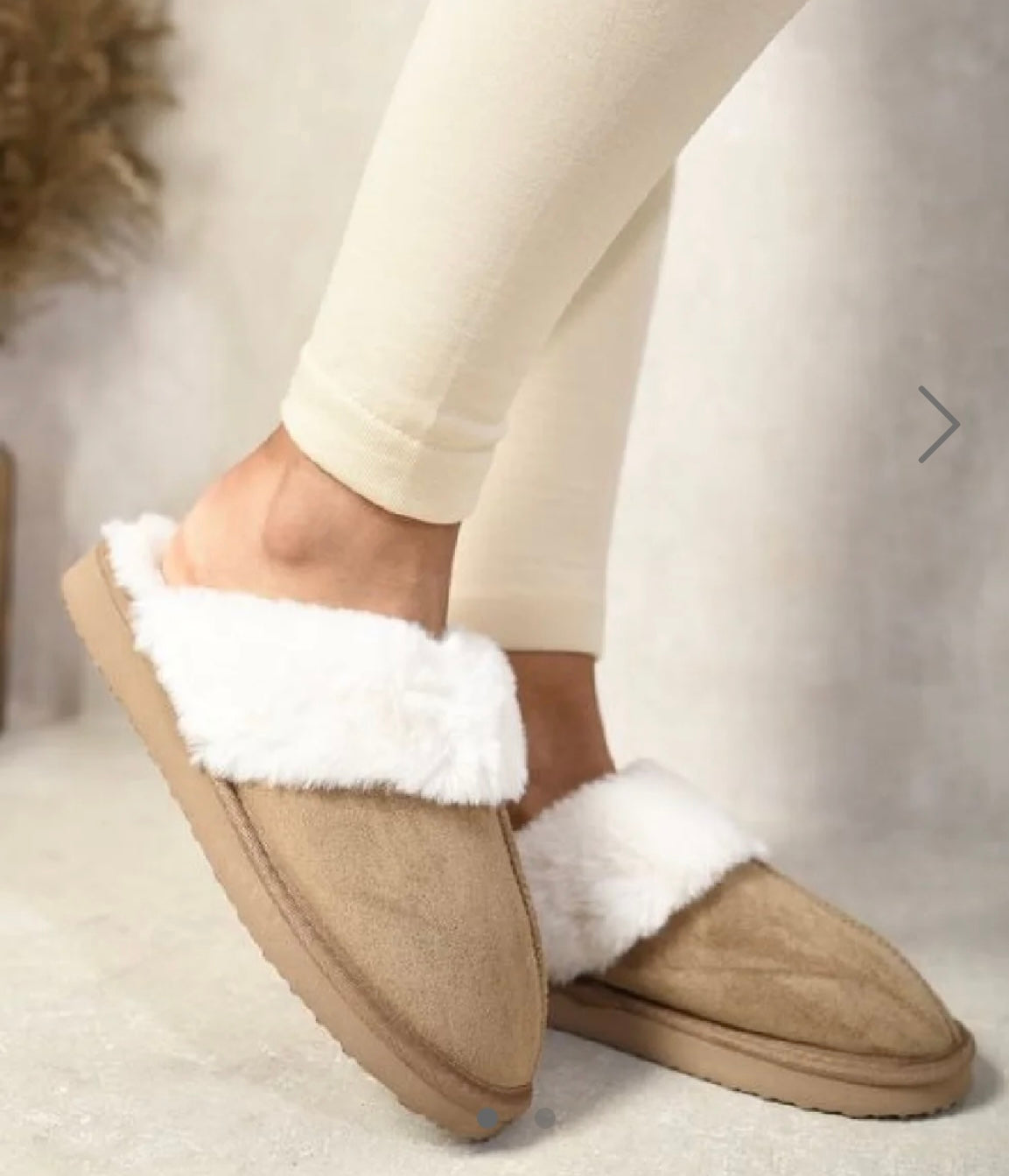 Camel faux fur lined slippers