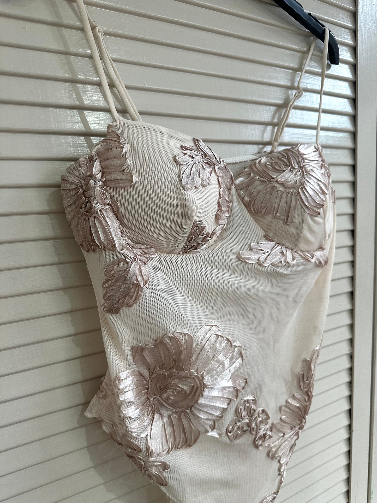 Floral mesh detail bodysuit with fitted cups & adjustable straps - Cream