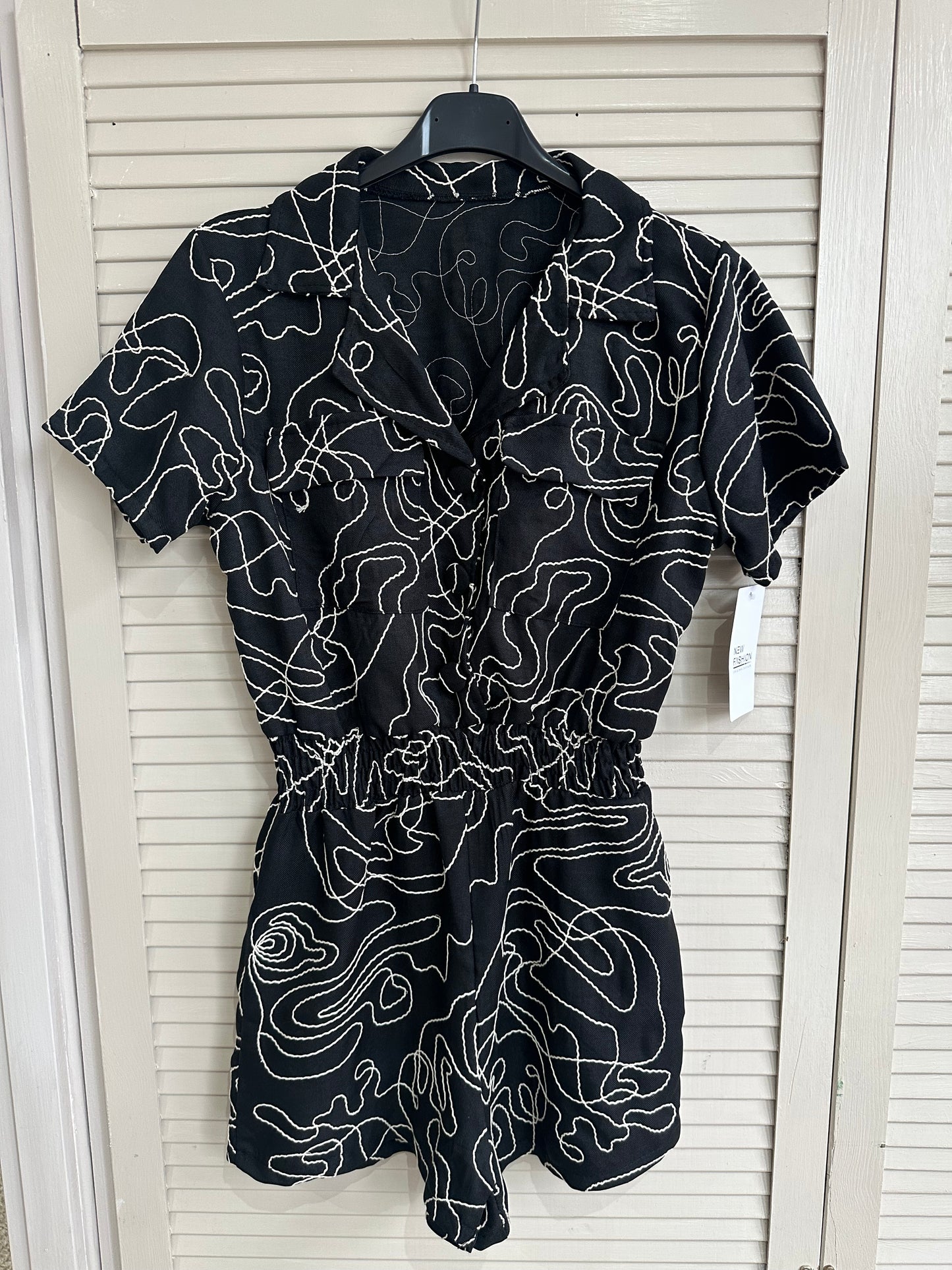 Abstract embroidery detail shirred waist playsuit - Black