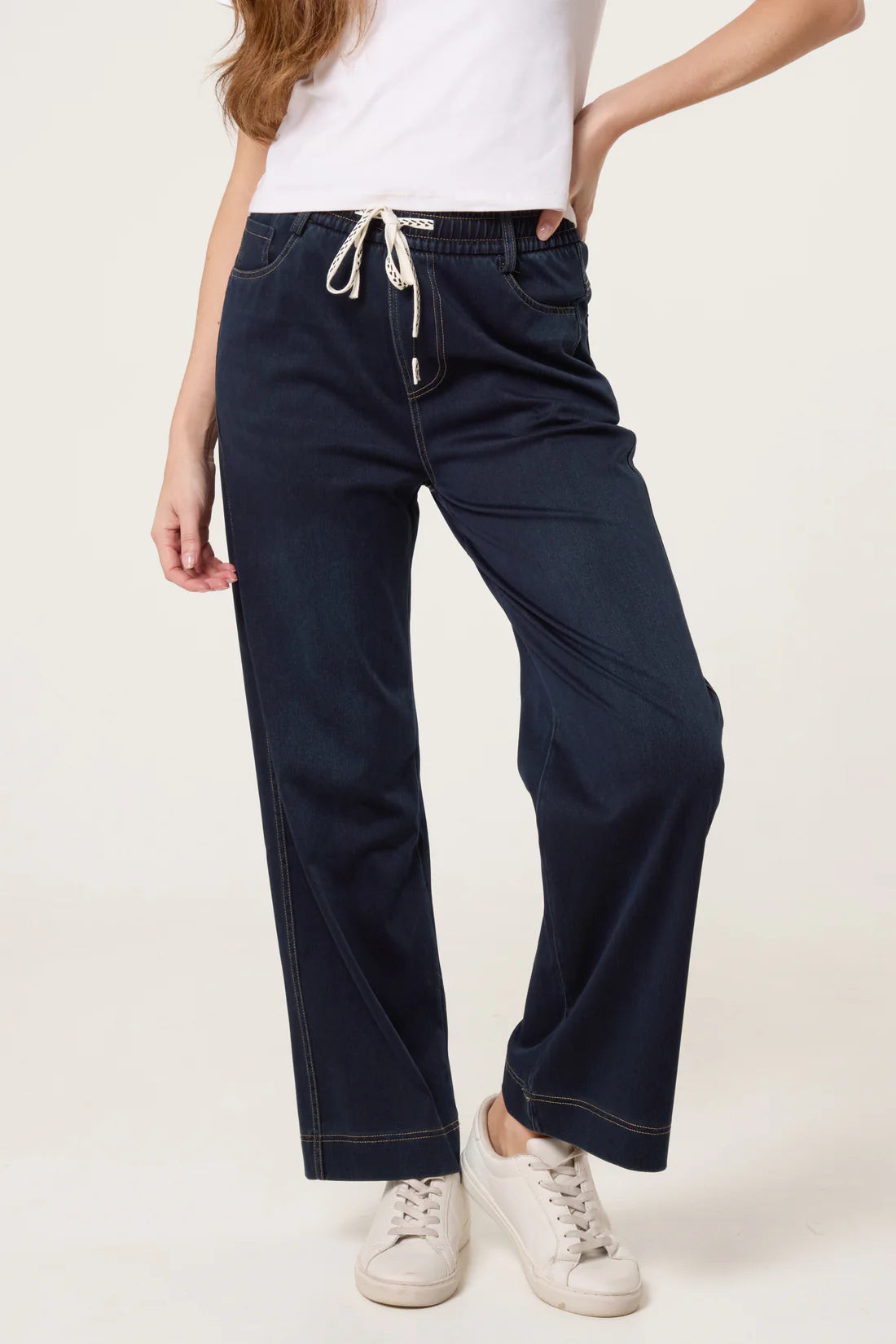 Indigo elastic waist jeans