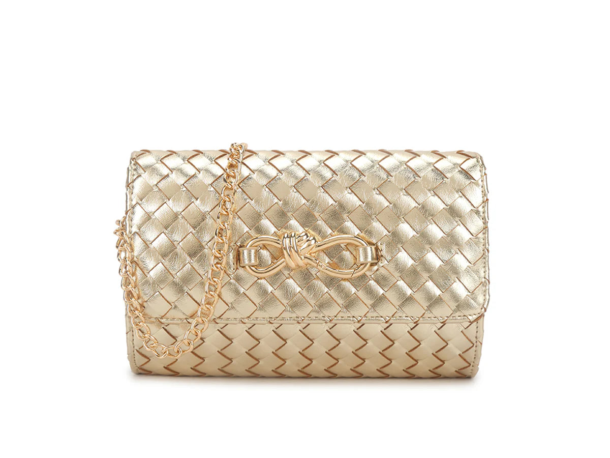 Woven clutch bag with gold chain strap - Gold