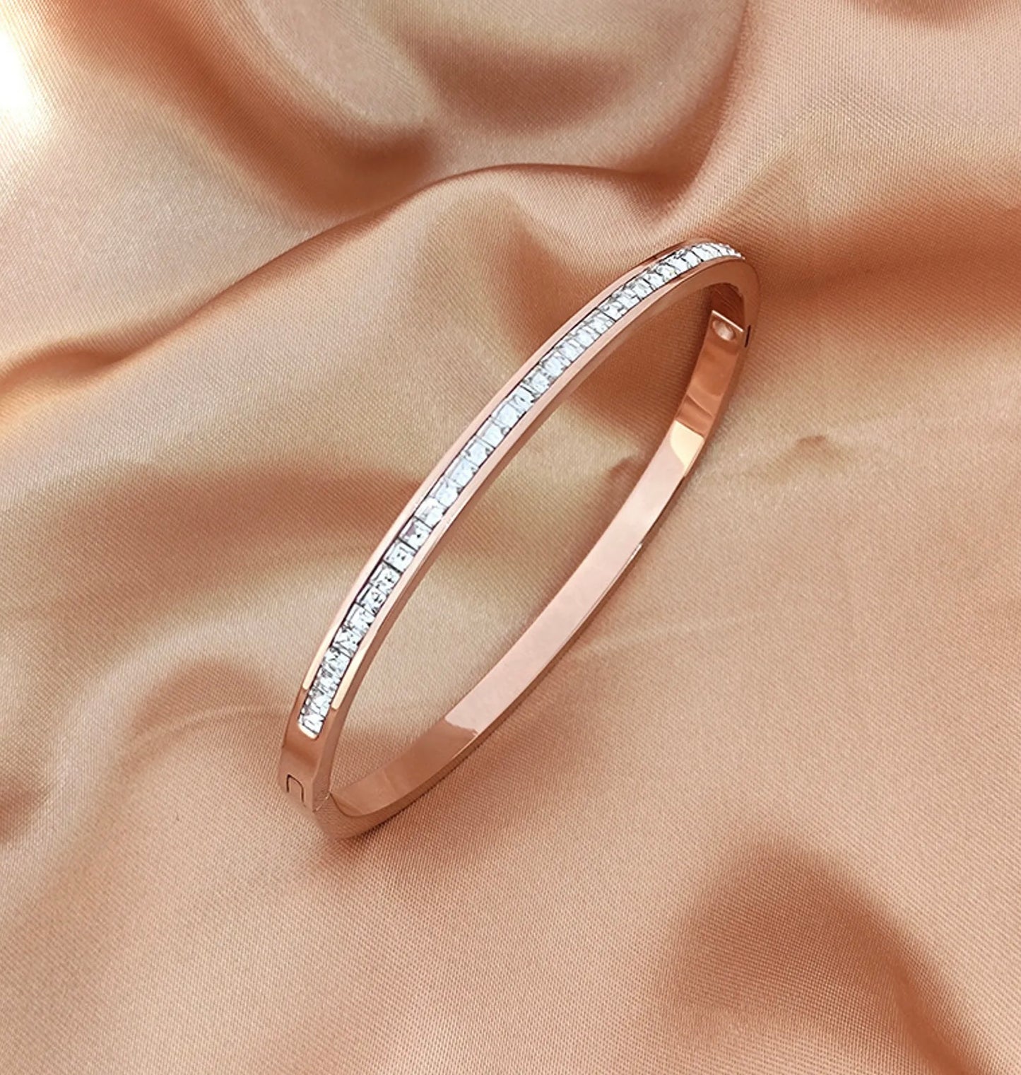 Diamante detail bangle - rose gold