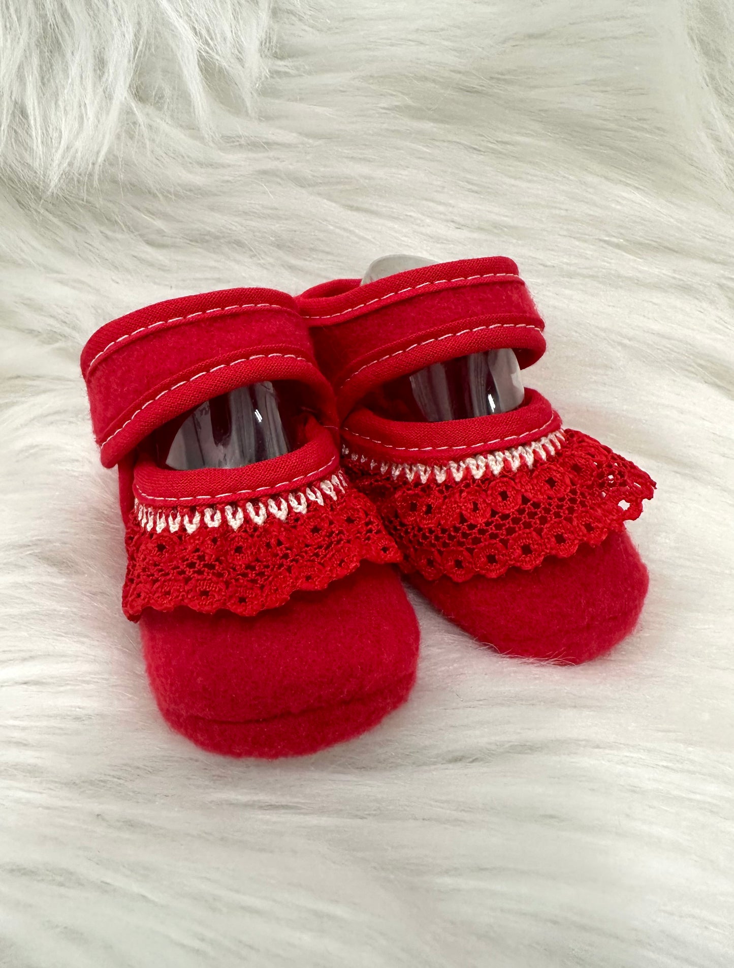 Lace detail soft baby shoes - Red