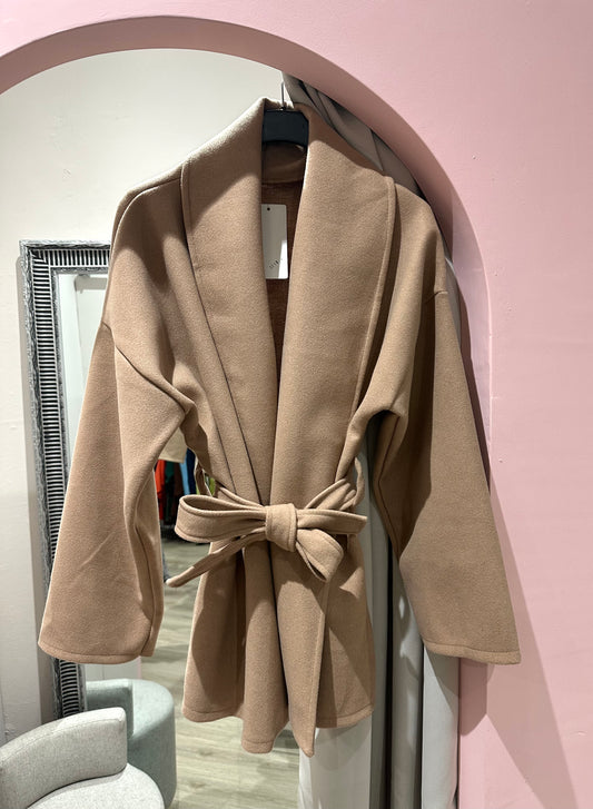 Soft turned collar tie waist jacket with pockets - Camel