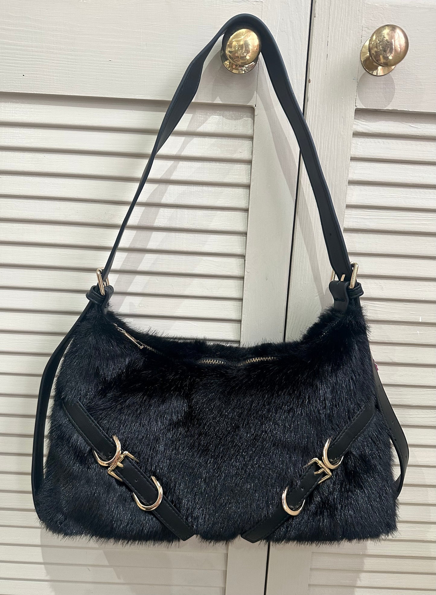 Faux fur shoulder bag - Black