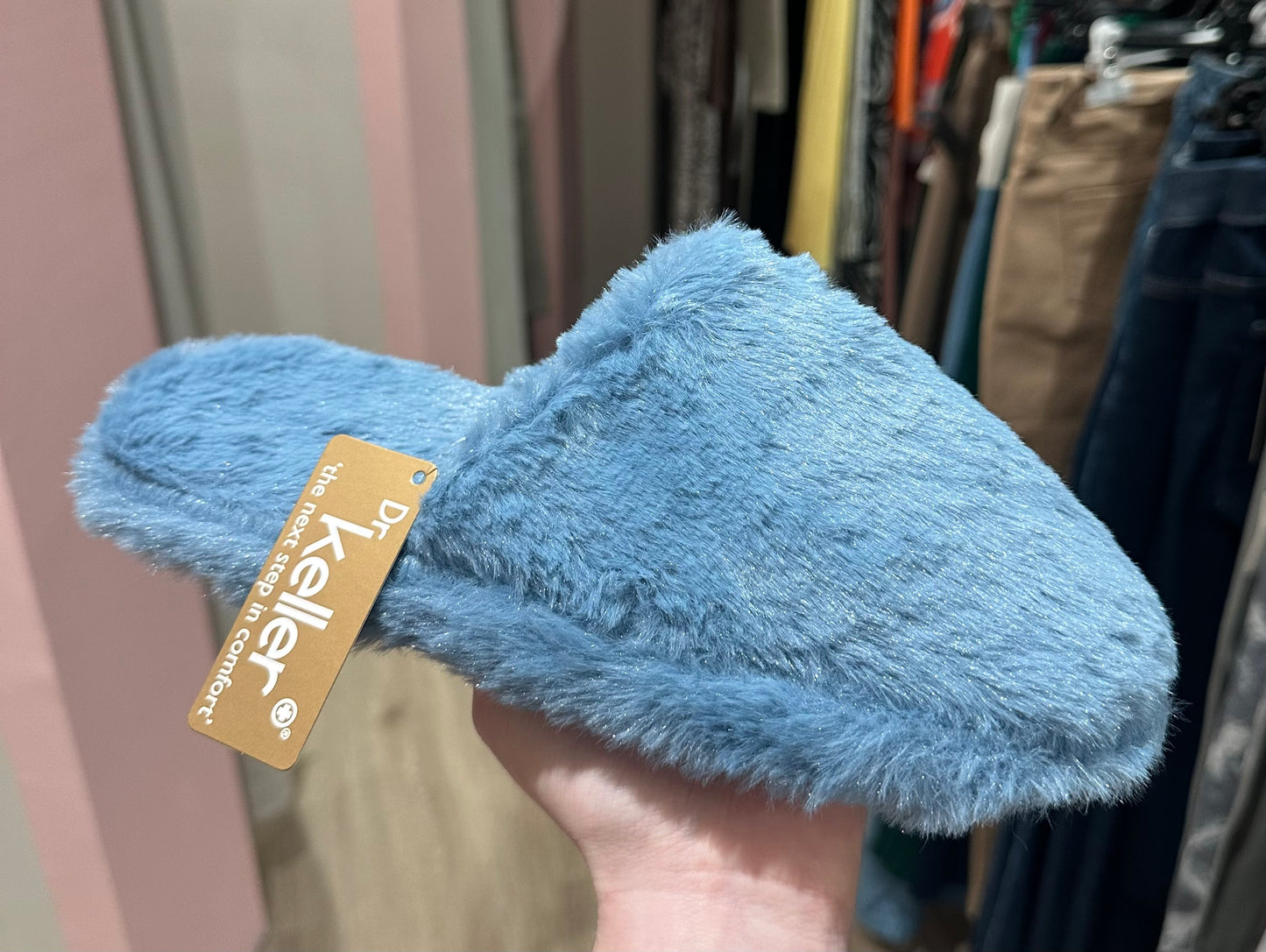 Blue faux fur slippers