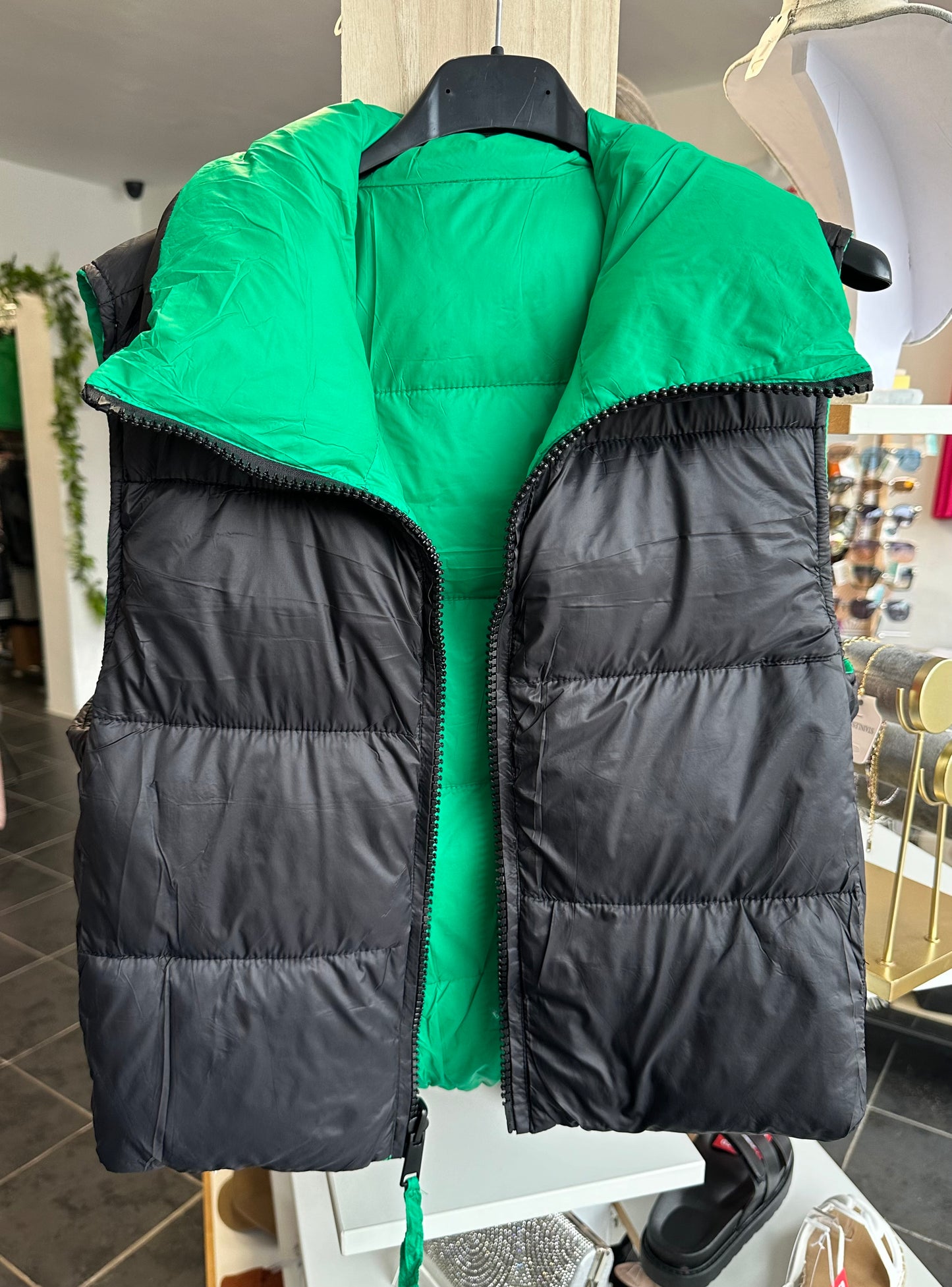 Black & green reversible crop gilet