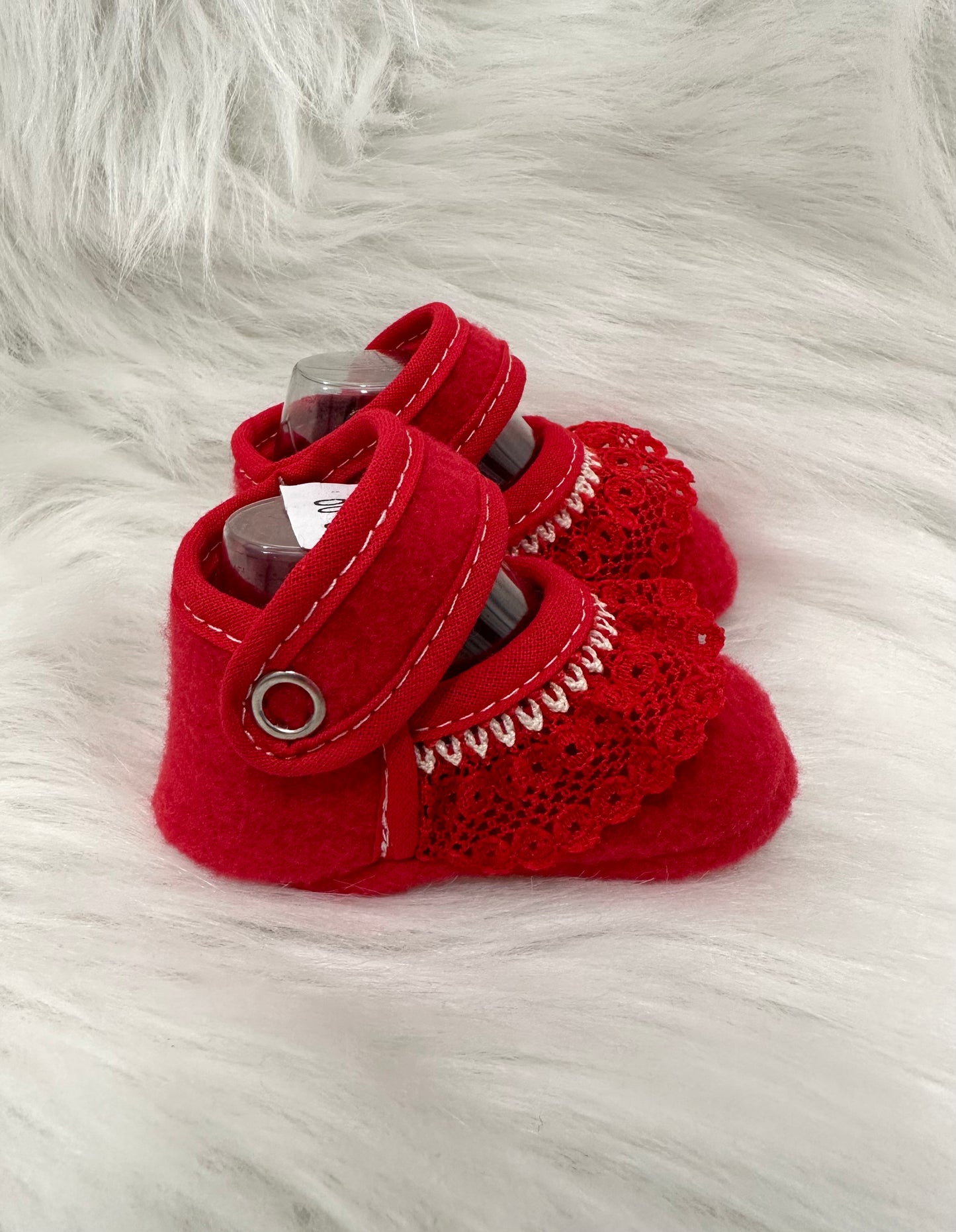 Lace detail soft baby shoes - Red