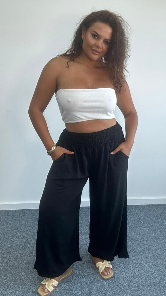 Curve fit wide leg elasticated waist trousers with pockets - Black