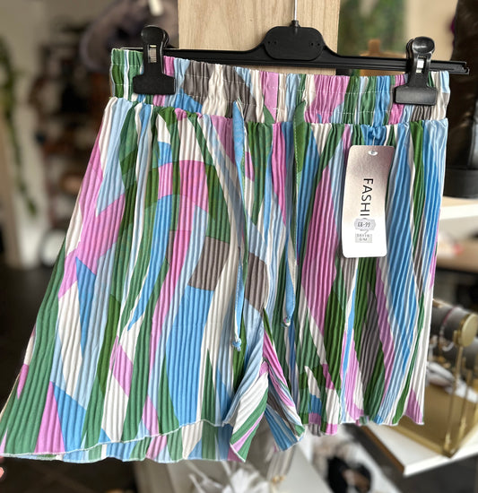 Pleated shorts - purple & green