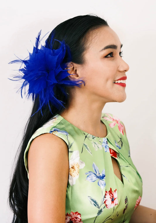 Royal blue feather detail clip in fascinator - F0035
