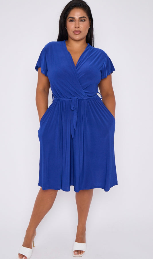 Curve size blue short sleeve wrap tie waist dress with pockets
