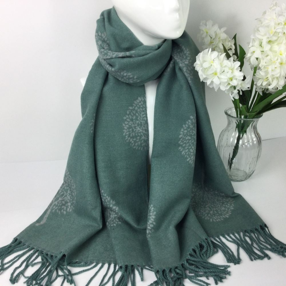 Tree pattern reversible winter scarf - Light green & grey