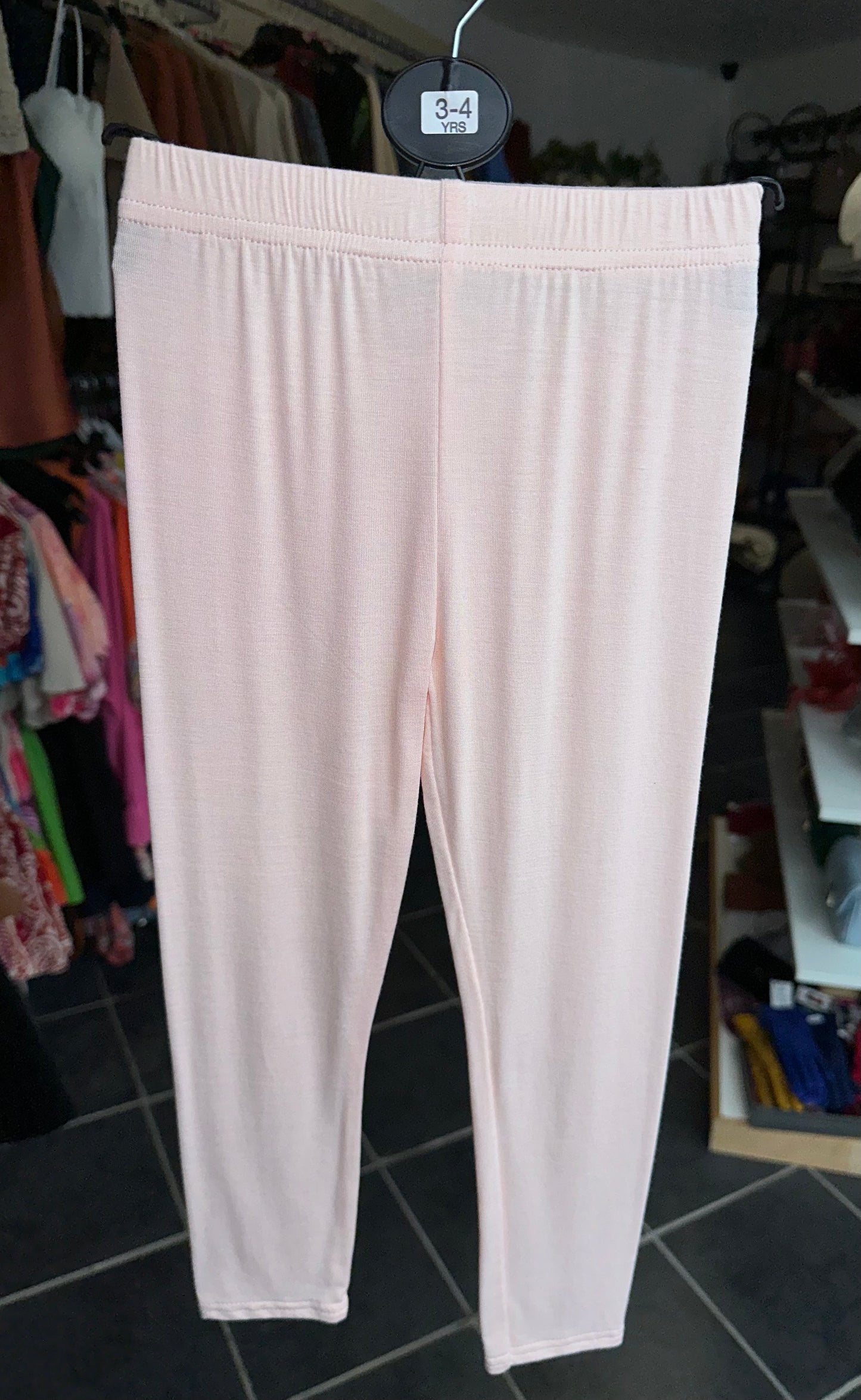 Girls peachy pink colour leggings